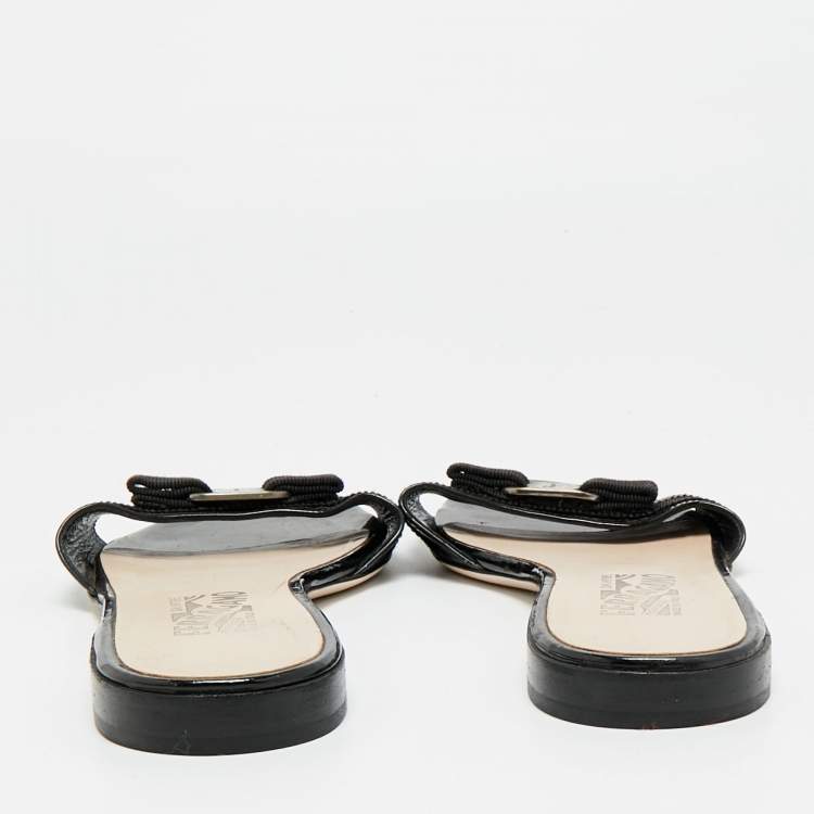 Pre Owned Salvatore Ferragamo Black Patent Leather Vara Bow Open Toe Flats Size 39.5