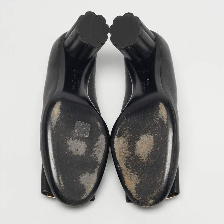 Pre Owned Salvatore Ferragamo Black Leather Capua Block Heel Pumps Size 39