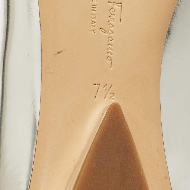 Pre Owned Salvatore Ferragamo Viva Bow Size 38 Silver Leather Pointed Toe  Pumps