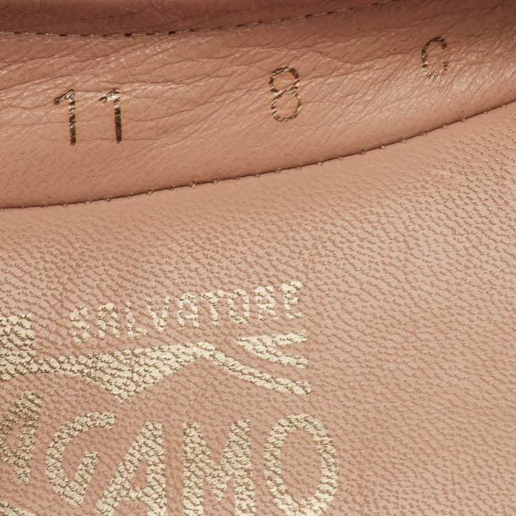 Pre Owned Salvatore Ferragamo Gancini Size 38.5 Pink Nubuck Leather Scrunch Ballet Flats