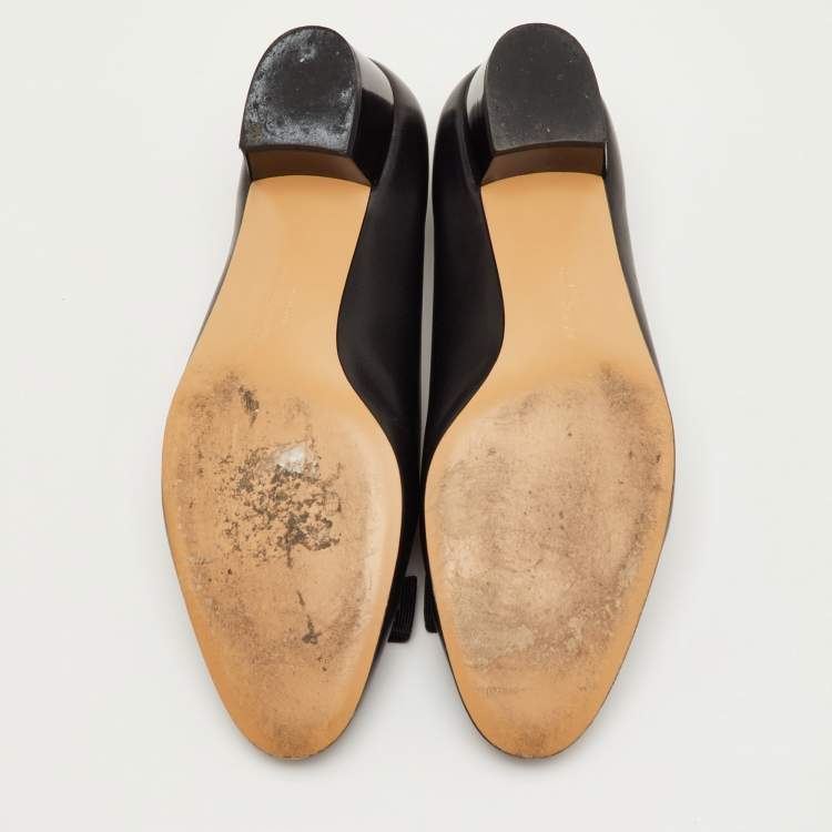 مملوكة مسبقًا  Salvatore Ferragamo Vara Bow Size 41 Black Leather Pumps
