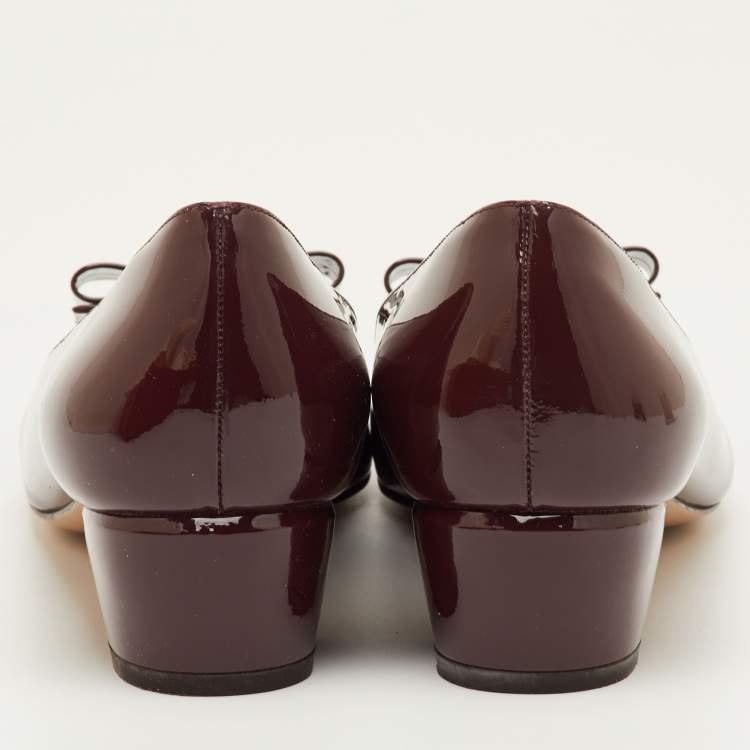 مملوكة مسبقًا Salvatore Ferragamo Vara Bow Size 41 Burgundy Patent Leather Block Heel Pumps