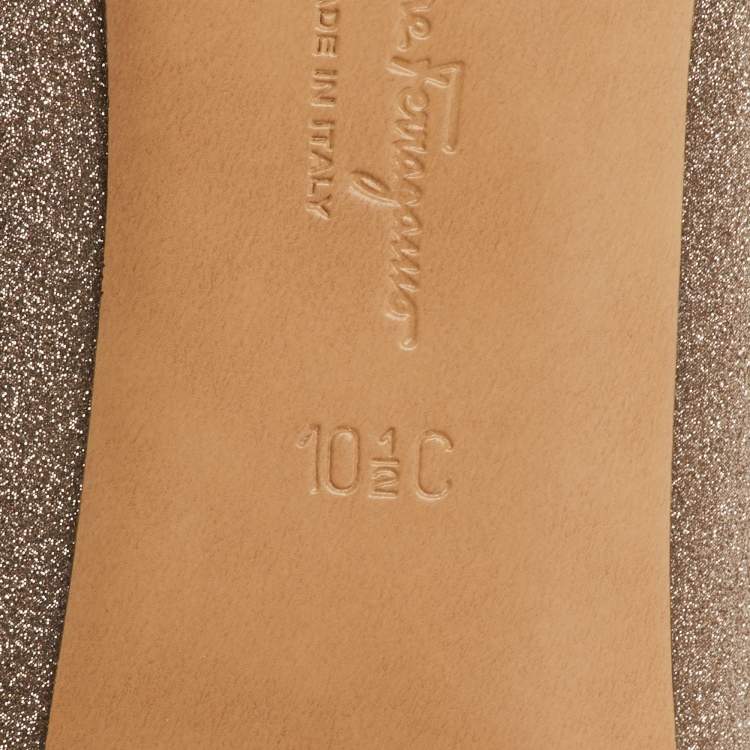 Pre Owned Salvatore Ferragamo Vara Bow Size 41 Metallic Glitter Fabric Pumps