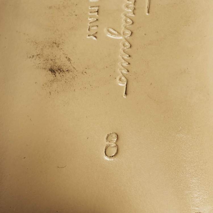 Pre Owned Salvatore Ferragamo Avery Size 38.5 Brown Leather Block Heel Pumps