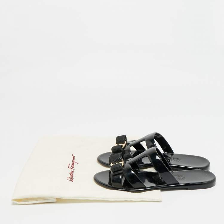 Pre Owned Salvatore Ferragamo Lylia Vara Size 38.5 Black Jelly Flat Slides 