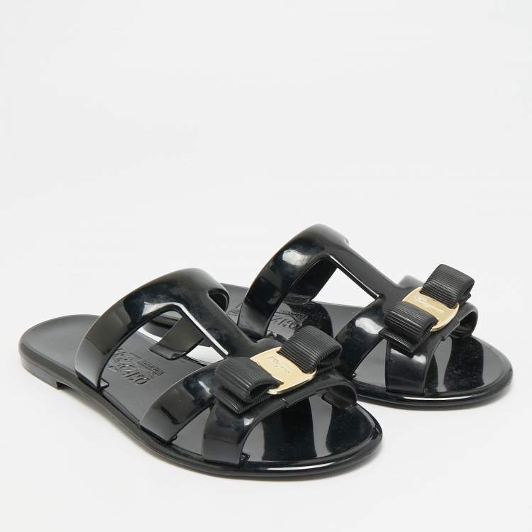 Pre Owned Salvatore Ferragamo Lylia Vara Size 38.5 Black Jelly Flat Slides 