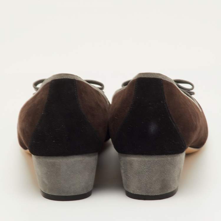 Pre Owned Salvatore Ferragamo Vara Bow Size 41 Multicolor Suede Block Heel Pumps