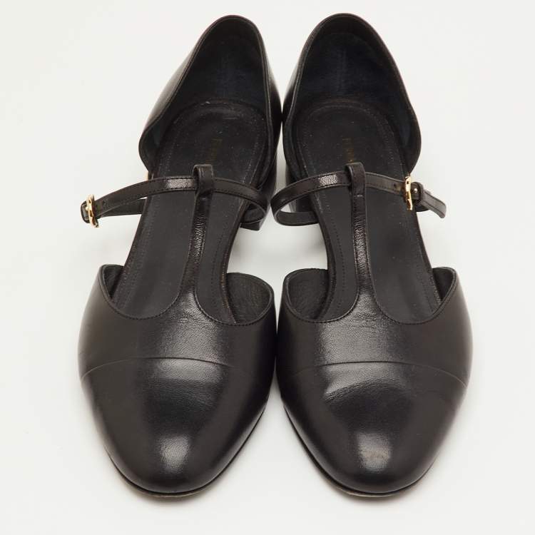 Pre Owned Salvatore Ferragamo Size 39.5 Black Leather T-Strap Ballet Flats
