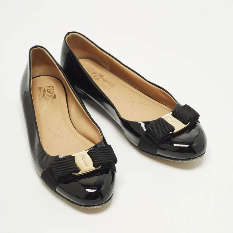 Pre Owned Salvatore Ferragamo Vara Bow Size 37 Black Patent Leather Ballet Flats