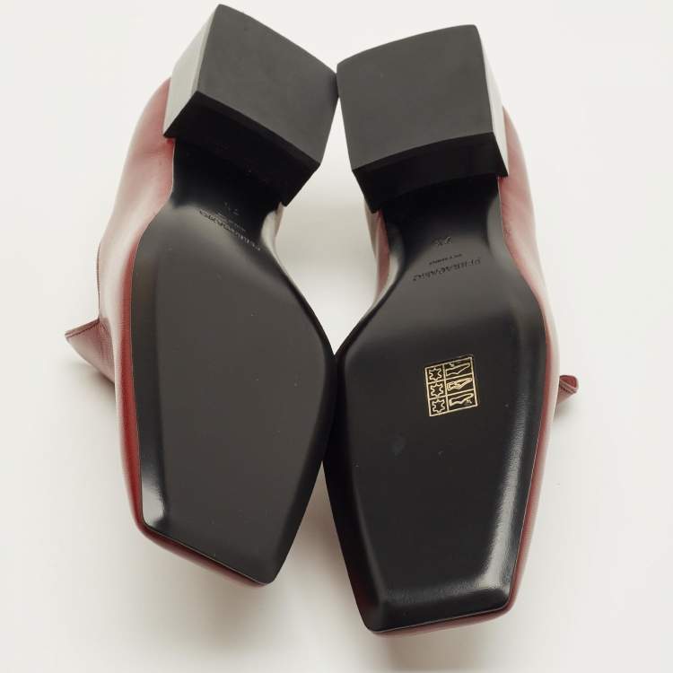 Pre Owned Salvatore Ferragamo Gancini Size 38 Burgundy Leather Loafers