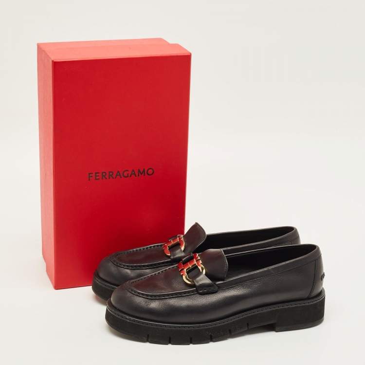 Pre Owned Salvatore Ferragamo Gancini Size 39.5 Black Leather Loafers
