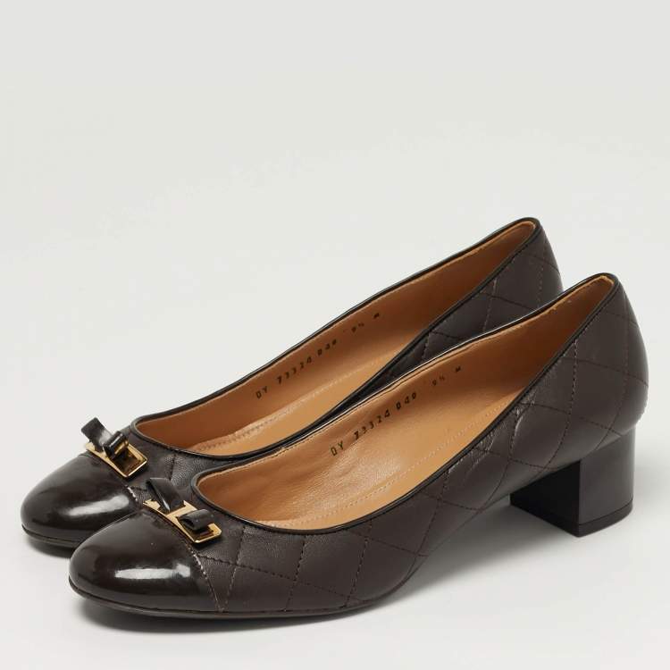 Pre Owned Salvatore Ferragamo Vara Bow Size 40 Dark Brown Patent and Quilted Leather Block Heel Pumps