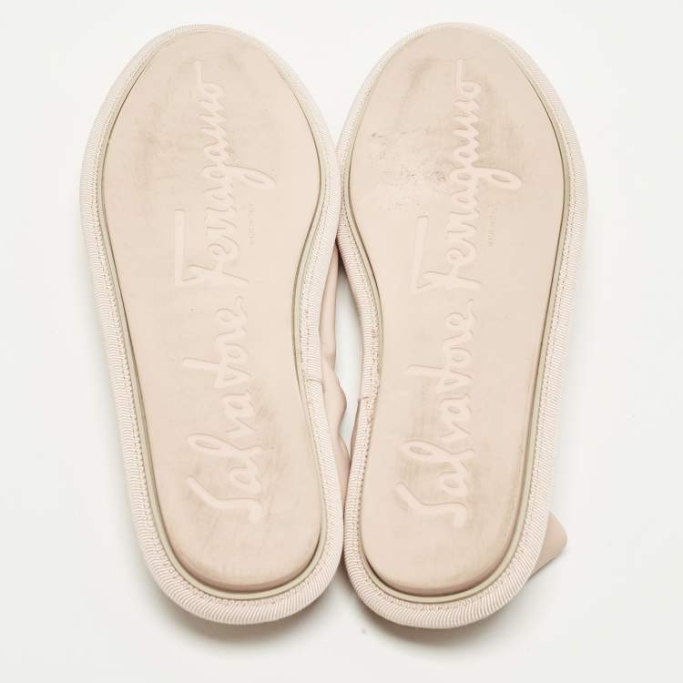 Pre Owned Salvatore Ferragamo Vara Bow Size 38 Pink Leather Scrunch Ballet Flats
