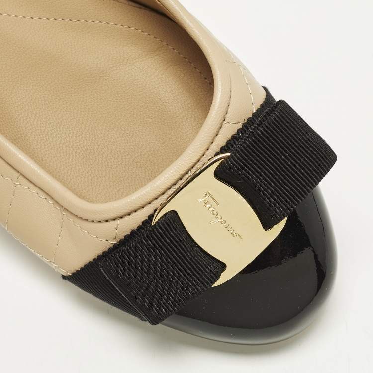 Pre Owned حذاء باليرينا فلات سالفاتوري فيراغامو جلد مبطن بيج مزين فيونكة فارا مقاس 37.5