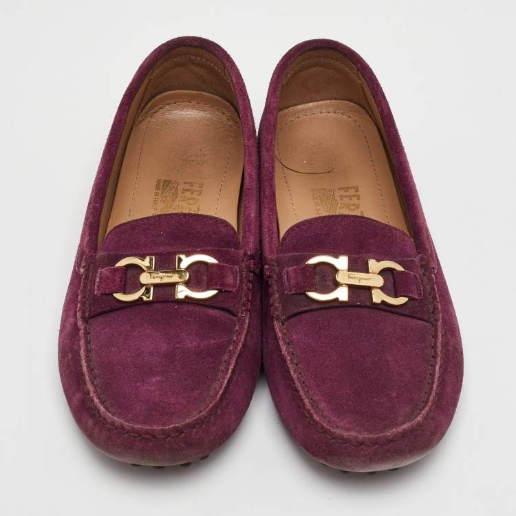 Pre Owned Salvatore Ferragamo Gancini Size 35 Dark Purple Suede Slip On Loafers