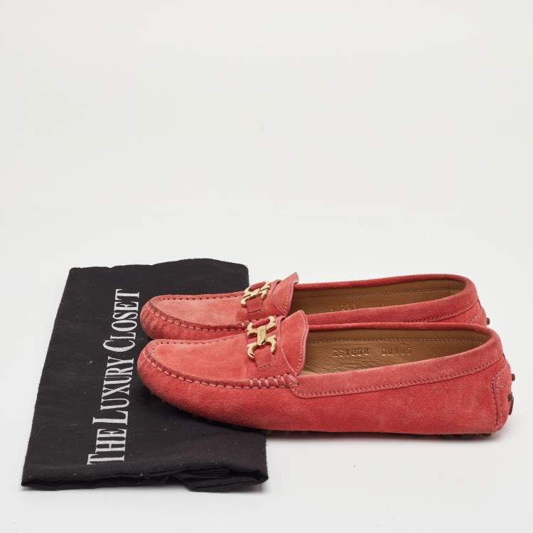 Pre Owned Salvatore Ferragamo Gancini Size 35 Peach Orange Suede Slip On Loafers