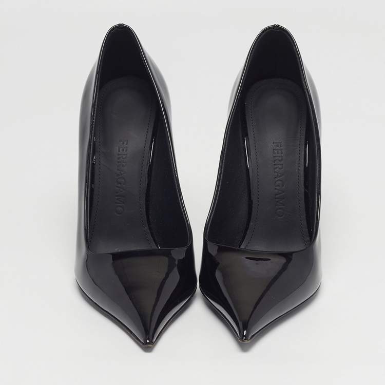 Pre Owned Salvatore Ferragamo Eva Size 37.5 Black Patent Leather Pumps