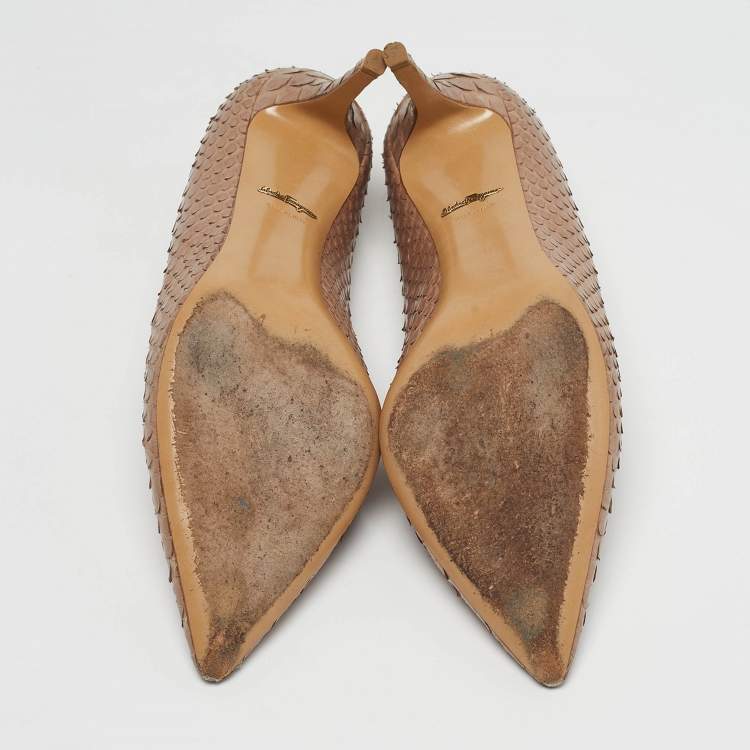 Pre Owned Salvatore Ferragamo Susi Size 38 Beige Python Leather Pumps