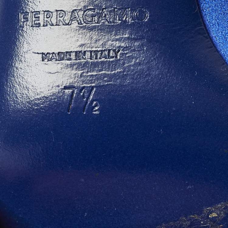 Pre Owned Salvatore Ferragamo Erica Size 38 Blue Satin Pumps