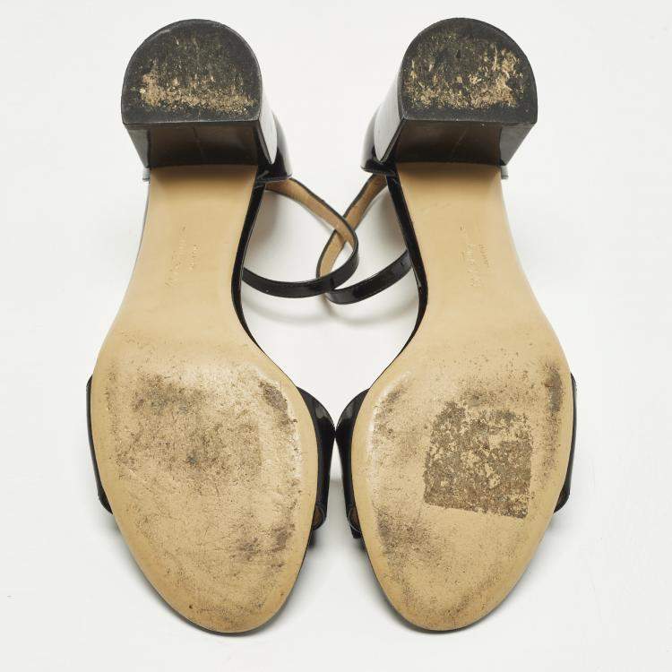 Pre Owned Salvatore Ferragamo Vara Bow Size 38.5 Black Patent Leather Ankle Strap Sandals