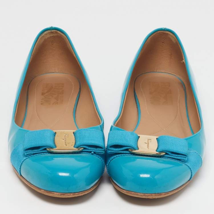 Pre Owned Salvatore Ferragamo Vara Bow Size 40 Blue Patent Leather Ballet Flats