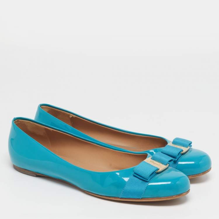 Pre Owned Salvatore Ferragamo Vara Bow Size 40 Blue Patent Leather Ballet Flats