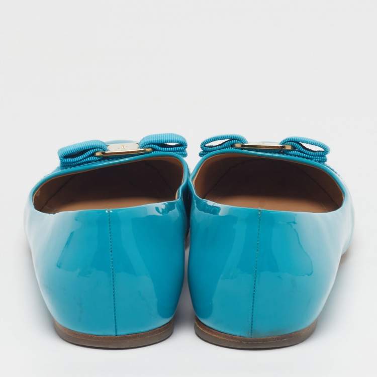 Pre Owned Salvatore Ferragamo Vara Bow Size 40 Blue Patent Leather Ballet Flats