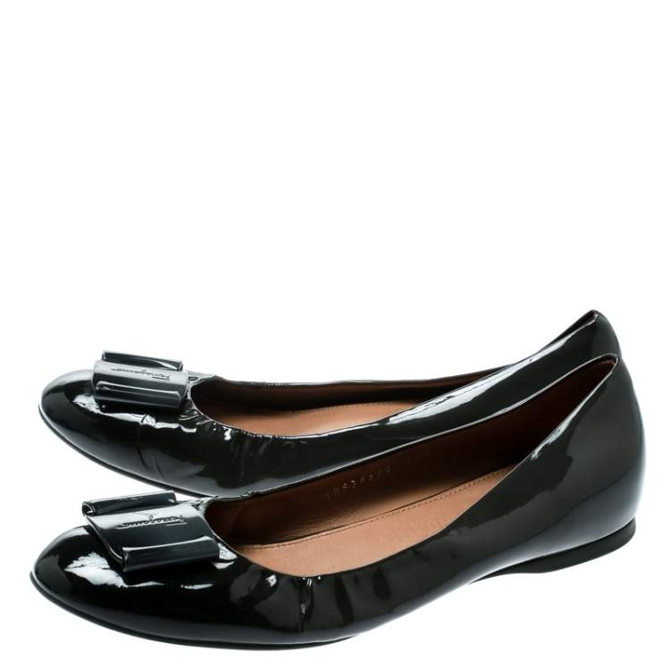 Pre Owned Salvatore Ferragamo Dark Grey Patent Leather Degrade Ballet Flats Size 38.5