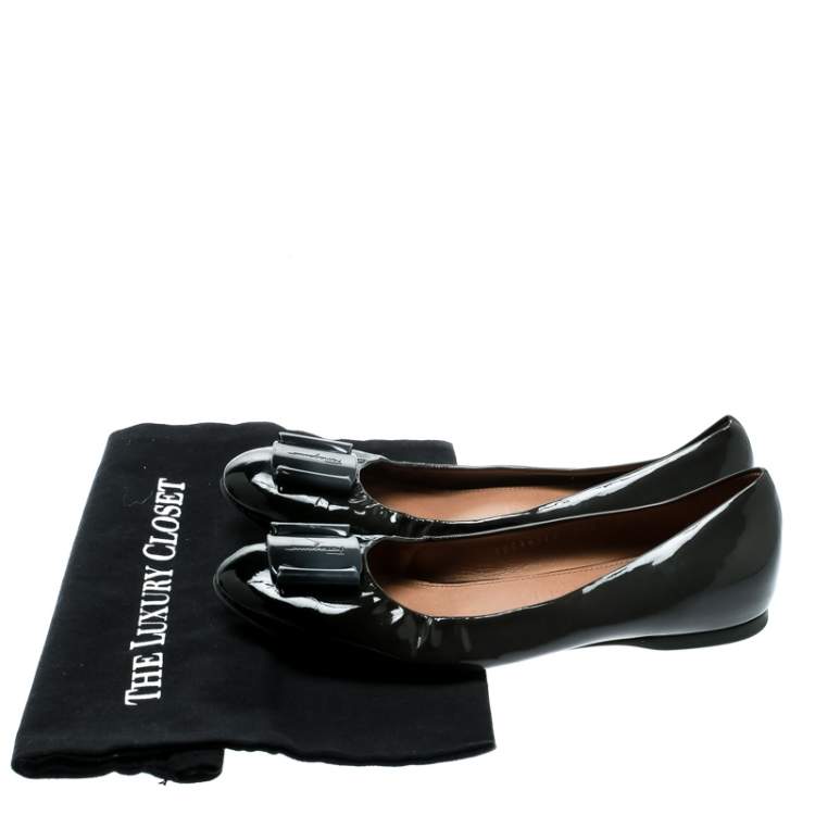 Pre Owned Salvatore Ferragamo Dark Grey Patent Leather Degrade Ballet Flats Size 38.5