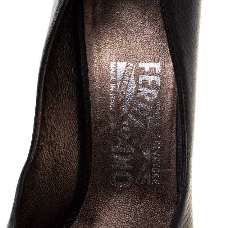 Pre Owned Salvatore Ferragamo Black Lizard Leather Fiberia Peep Toe Pumps Size 38.5