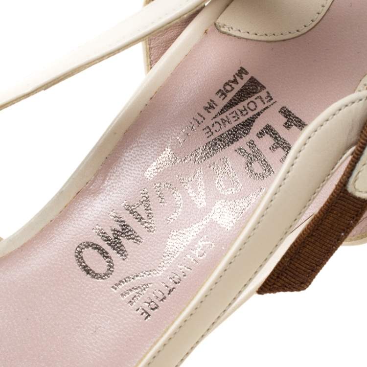 Pre Owned Salvatore Ferragamo White Leather And Brown Canvas Slingback Platform Sandals Size 39.5