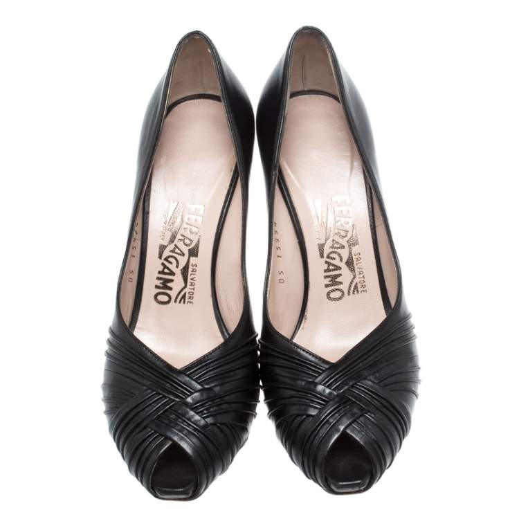 Pre Owned Salvatore Ferragamo Black Pleated Leather Peep Toe Pumps Size 37