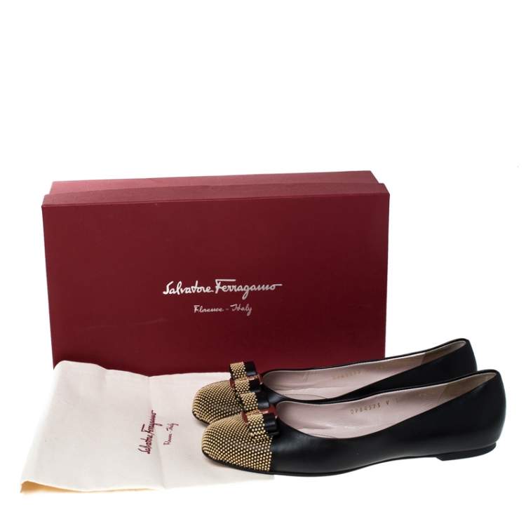 مملوكة مسبقًا Salvatore Ferragamo Black Leather Varina Studded Ballet Flats Size 38