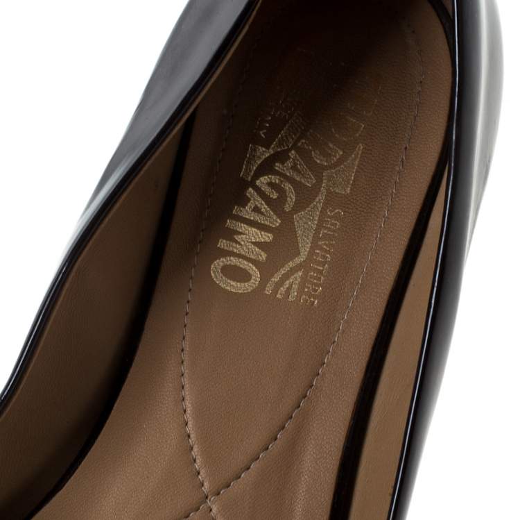 مملوكة مسبقًا Salvatore Ferragamo Burgundy Patent Leather Vara Bow Ballet Flats Size 38
