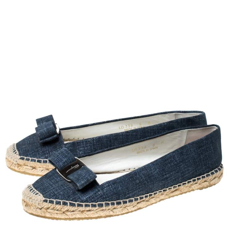 Pre Owned Salvatore Ferragamo Blue Printed Suede Mandy Vara Bow Espadrille Flats Size 38.5