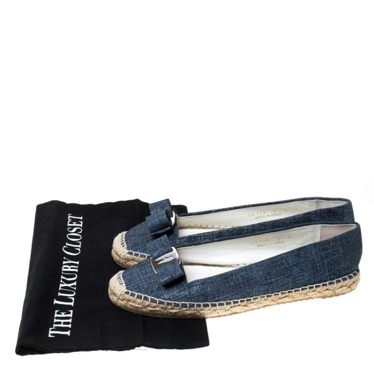 Pre Owned Salvatore Ferragamo Blue Printed Suede Mandy Vara Bow Espadrille Flats Size 38.5
