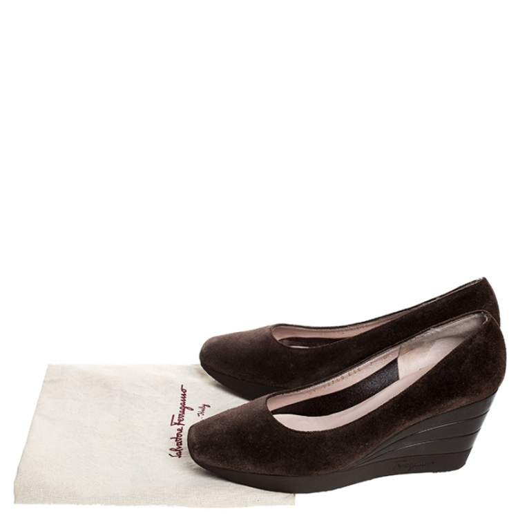 Pre Owned Salvatore Ferragamo Brown Suede Wedge Pumps Size 37.5
