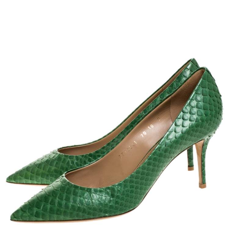 Pre Owned Salvatore Ferragamo Green Python Susi Pointed Toe Pumps Size 40.5