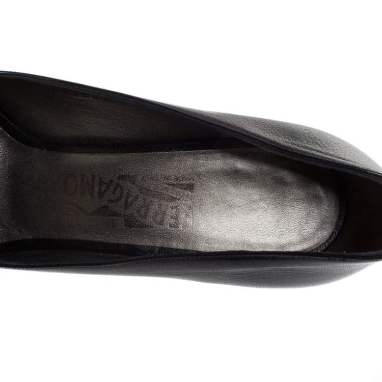 Pre Owned Salvatore Ferragamo Black Leather Fiordaliso Peep Toe Platform Pumps Size 38.5