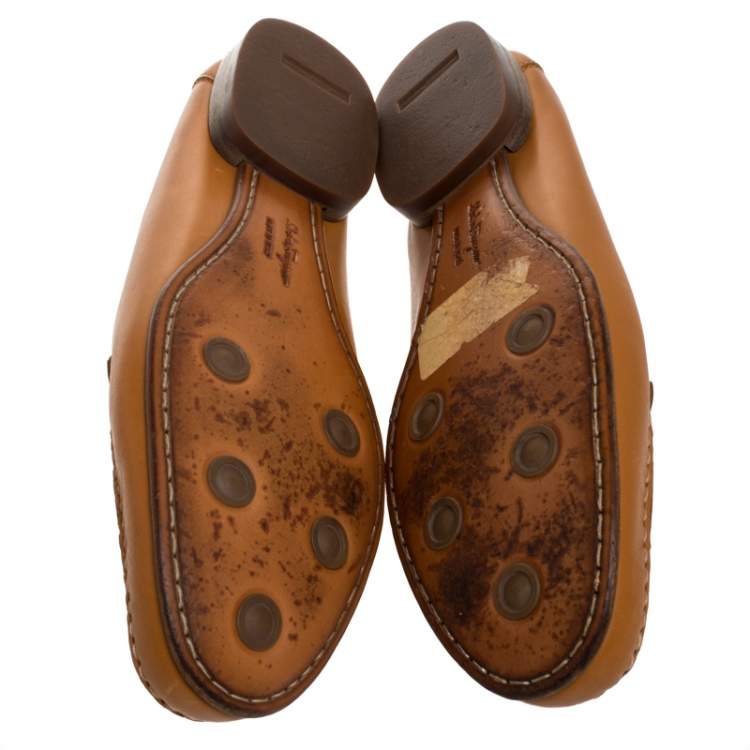 Pre Owned Salvatore Ferragamo Tan Leather Slip On Loafers Size 40