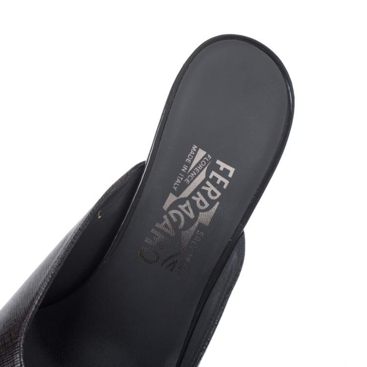 Pre Owned Salvatore Ferragamo Black Leather Donata Pointed Toe Mule Sandals Size 38.5