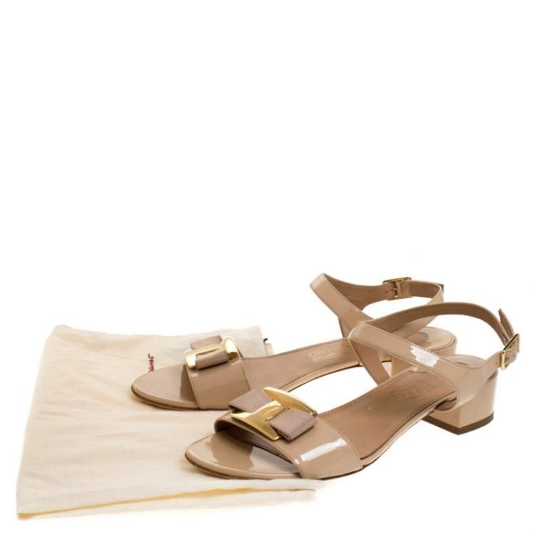 Pre Owned Salvatore Ferragamo Beige Patent Leather Ankle Strap Sandals Size 39.5