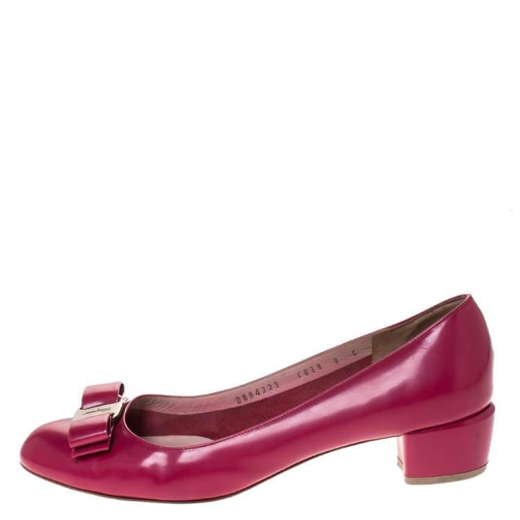 Pre Owned Salvatore Ferragamo Burgundy Leather Vara Bow Block Heel Pumps Size 39.5