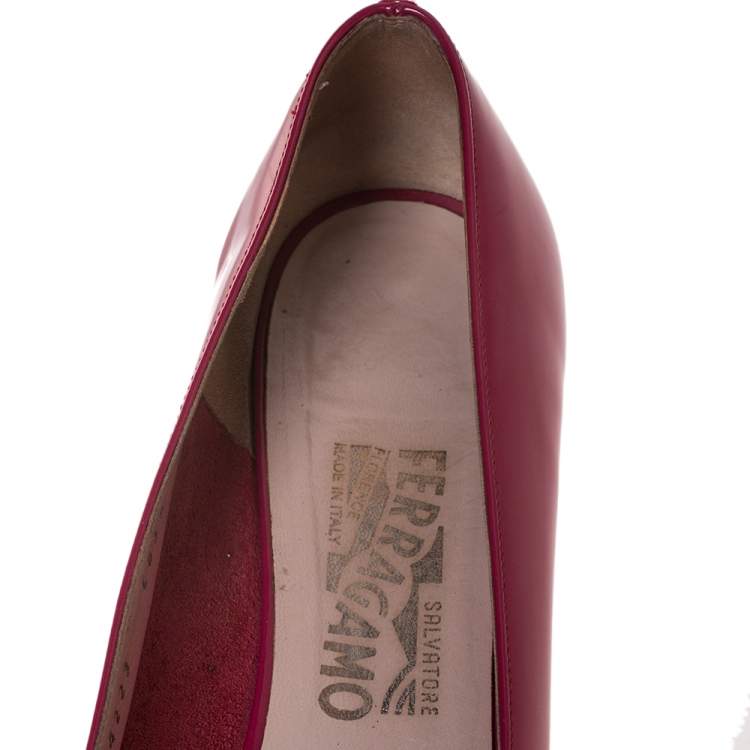 Pre Owned Salvatore Ferragamo Burgundy Leather Vara Bow Block Heel Pumps Size 39.5