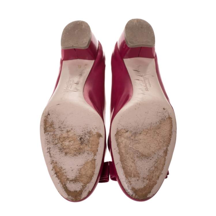 Pre Owned Salvatore Ferragamo Burgundy Leather Vara Bow Block Heel Pumps Size 39.5