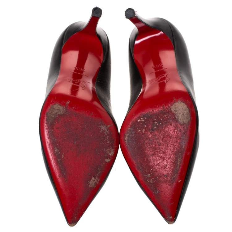 Pre Owned Christian Louboutin Black Leather So Kate Pumps Size 36.5
