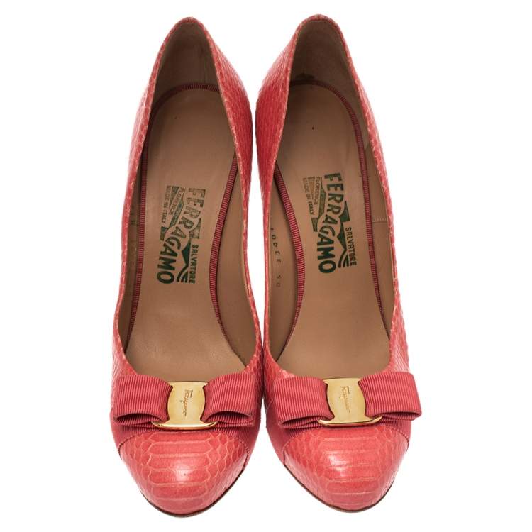 Pre Owned Salvatore Ferragamo Pink Python Embossed Leather Carla Vara Bow Pumps Size 39