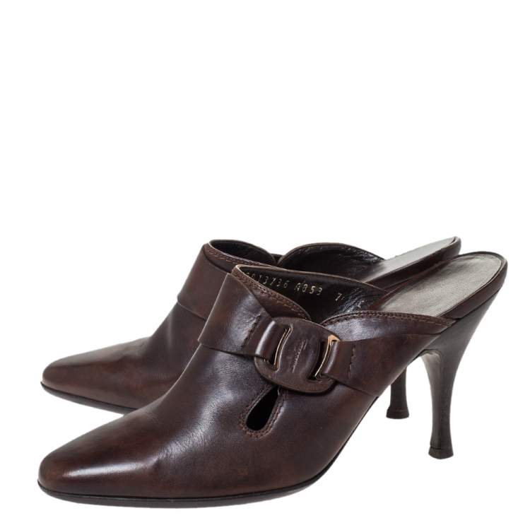 Pre Owned Salvatore Ferragamo Brown Leather Mule Sandals Size 37.5