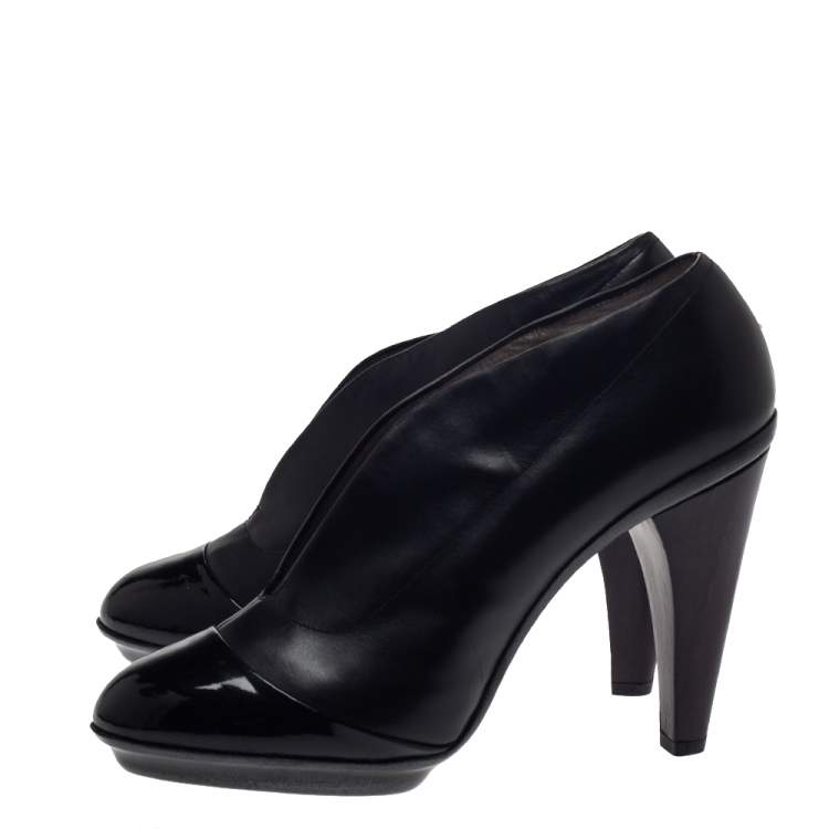 Pre Owned Salvatore Ferragamo Black Leather And Patent Nasya Platform Booties Size 38.5