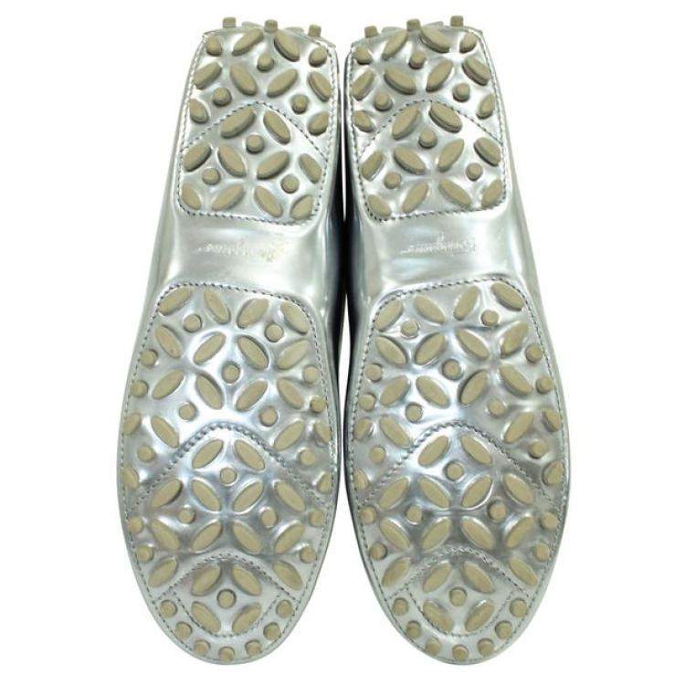 Pre Owned Salvatore Ferragamo Silver Leather   Loafers 